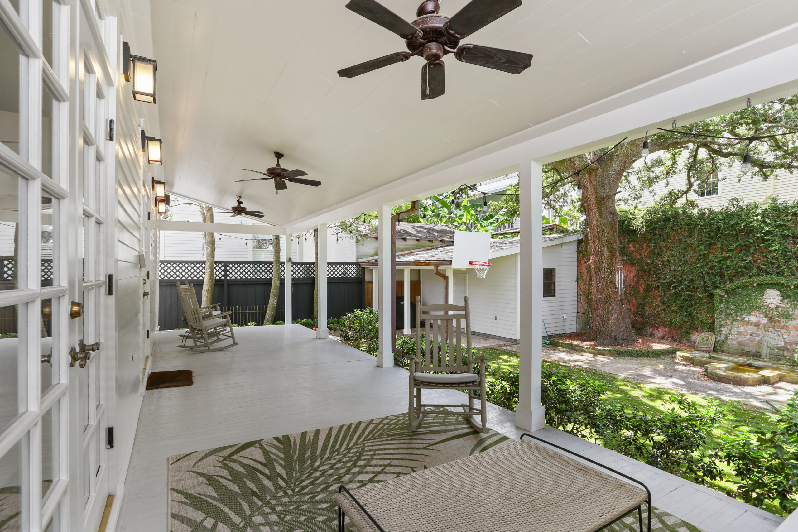 Prytania historic house remodel in New Orleans photo