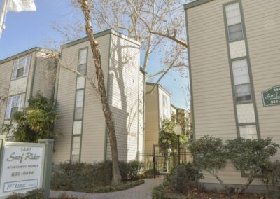 Surfrider Apartment Complex