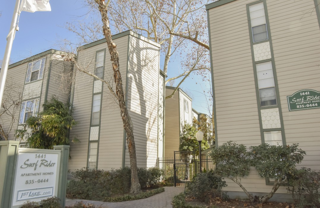 surfrider apartments